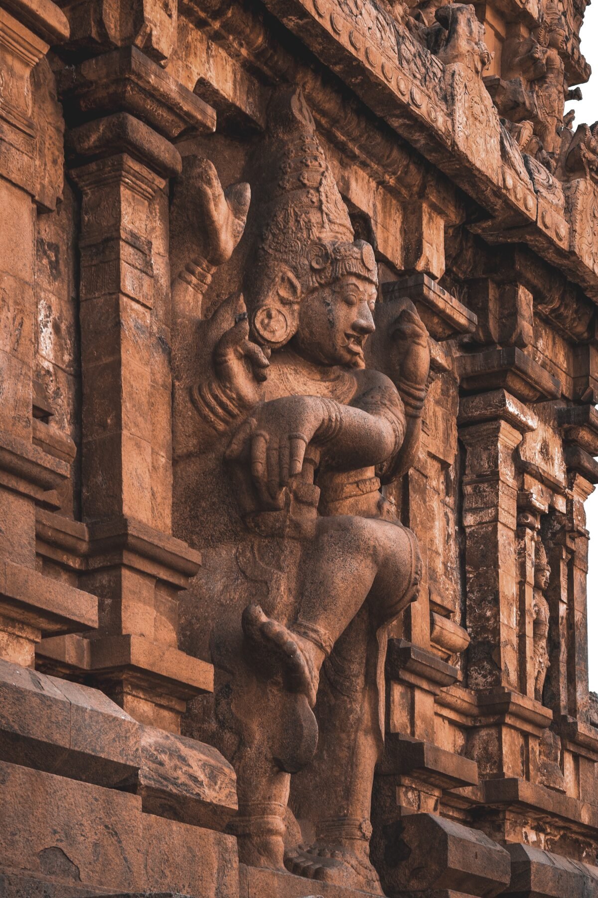 Una deidad guardiana en el templo de Brihadeeswara en Tanjavur, Tamil Nadu